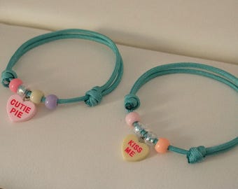 Paracord Katzen- und Hundehalsband mit Herz Anhänger: Verstellbares ID-Halsband