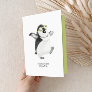 Tarjeta de cumpleaños divertida de pingüino (A5) / Animalito dibujado a mano / Cita "Todavía no puedo volar" / Tarjeta de felicitación ecológica reciclada / Regalo para él o ella