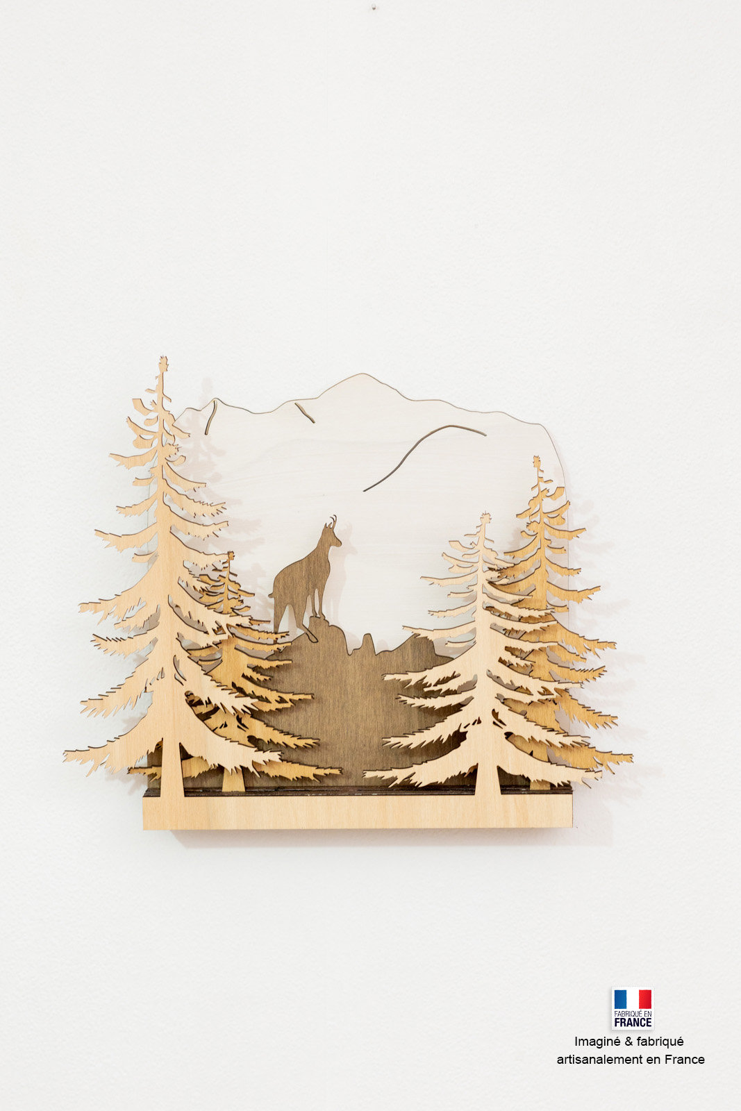 Tableau, Cadre de Décorations en Bois Du Mont-Blanc avec Un Chamois, Des Montagnes et Sapins.