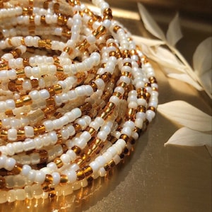 Waist Bead II Creme Dunkelgold Bild 1