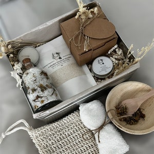 Handmade Soap gift set birthday Pamper Hamper Gift Box For Her, Natural Skincare, Bridesmaid Cosy Gift, Self-Care Package, SPA & Relaxation