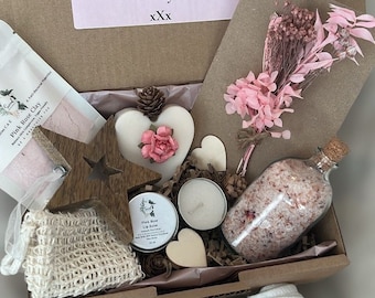 Cosy hamper gift set for her bath and beauty pamper spa and relaxation care package vegan friendly zero waste natural skincare set for women