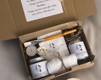 Christmas gift for her skincare gift set for women pamper hamper aromatherapy gifts natural skincare pamper gift box spa gift set for her