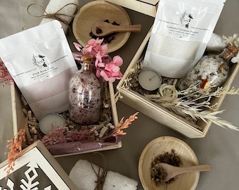 Cesto Regalo Di Compleanno Per Donna - Spa Relax Con Telo Mare E 16 Accessori - 5