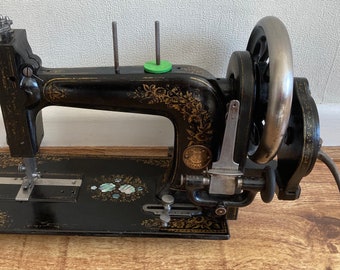 Rare Antique Gebr Nothmann TransverseShuttle Hand Cranked Sewing machine c. 1879-1909