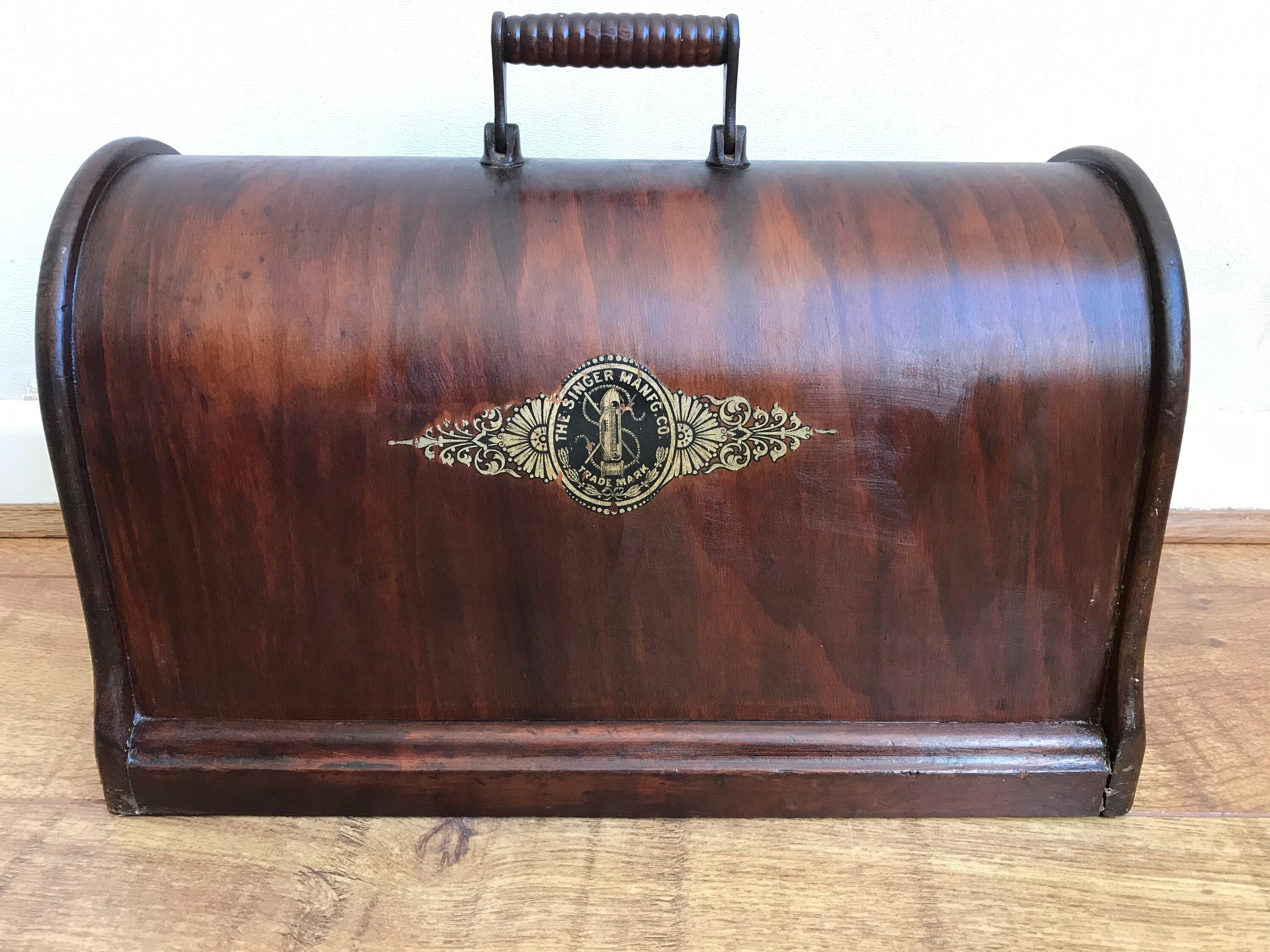 Singer Bentwood Case for sale Only 4 left at 70