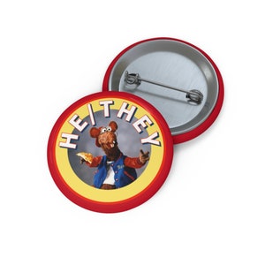 Muppets Rizzo He/They pronoun pin