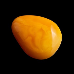 Baltic Amber Pin Egg Yolk Butterscotch Natural Royal Amber Vintage Amber Brooch Jewelry. Kaliningrad USSR Amber Brooch Vintage Jewelry USSR