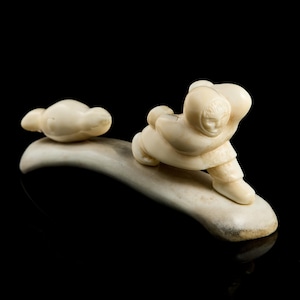 Carved Inuit sculpture: Arctic vintage Eskimo scene, authentic Inuit carving, Chukchi, Eskimo carving, Yakut miniature. Home decor. Gift