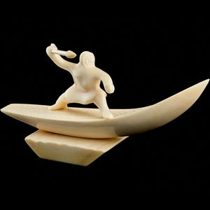 Inuit Vintage Carving &quot;Eskimo.&quot;  Chukotka Figurine, Yakut Miniature, Yupik, Collectible Epic of Primitive Folk Art of Alaska. Home Decor.