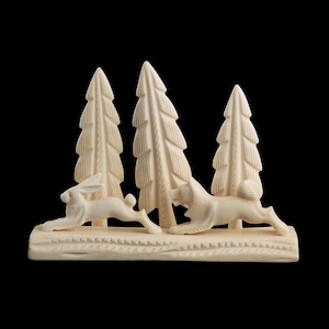 Carved Inuit sculpture: Arctic vintage Eskimo scene, authentic Inuit carving, Chukchi, Eskimo carving, Yakut miniature. Inuit toy. Rarity.