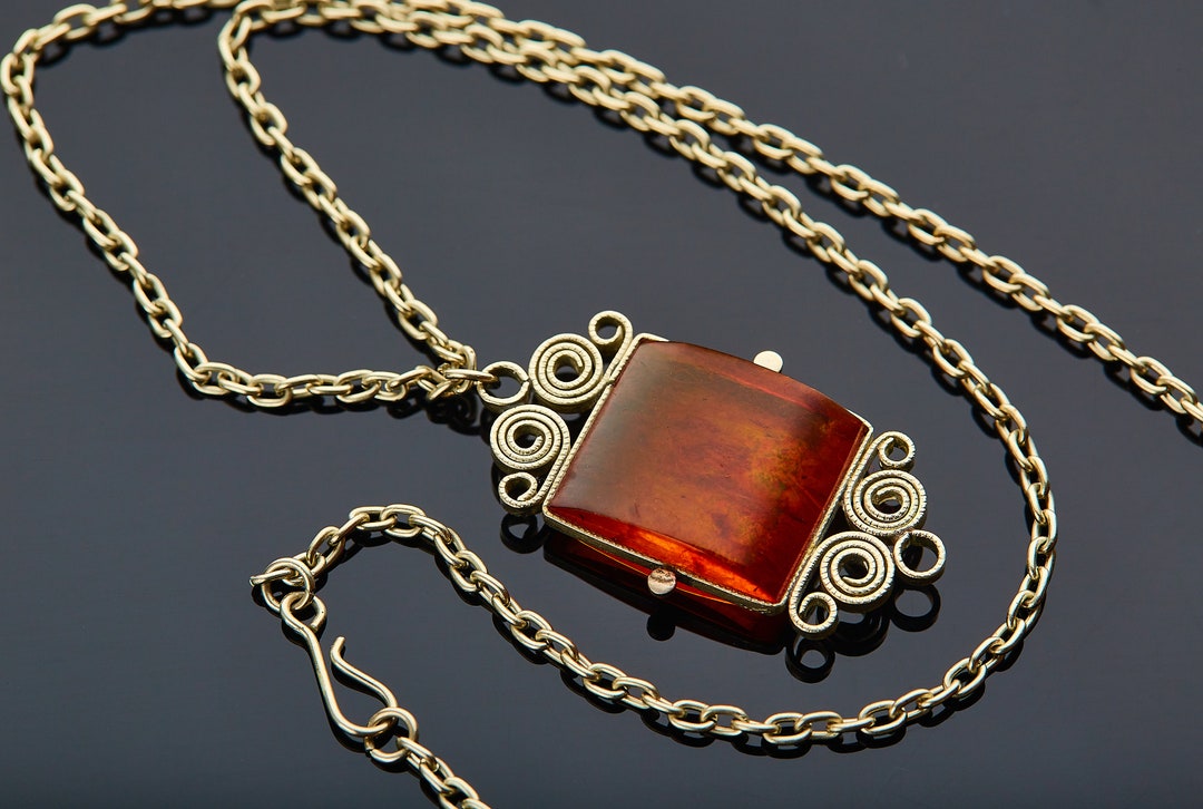 Real Amber Necklace Kaliningrad Amber Baltic Amber Vintage Amber Pendant USSR Vintage Pendant