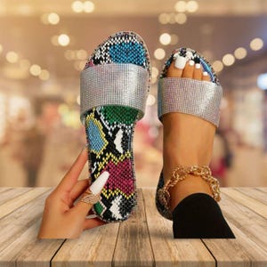 Glitter Sandals for Women Lightweight Summer Beach Slides Breathable Comfortable Casual Shoes