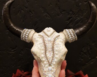 Decorate  Resin  Figurines Cow Skull,Cow Horn Ornament