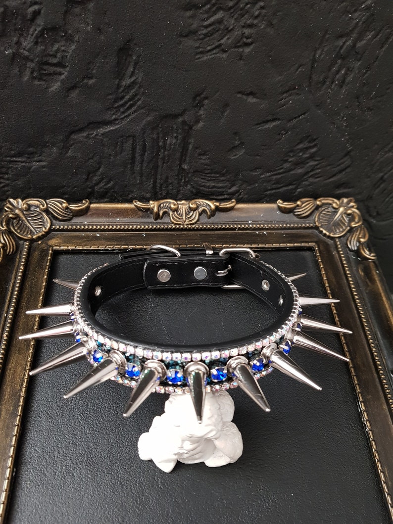 Crystal and spike Cat or Dog Collar 28-33cm length