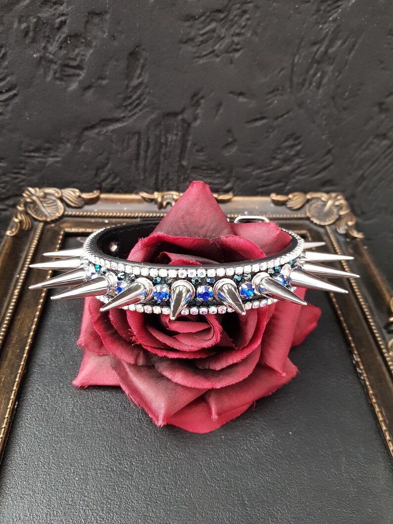 Crystal and spike Cat or Dog Collar 28-33cm length