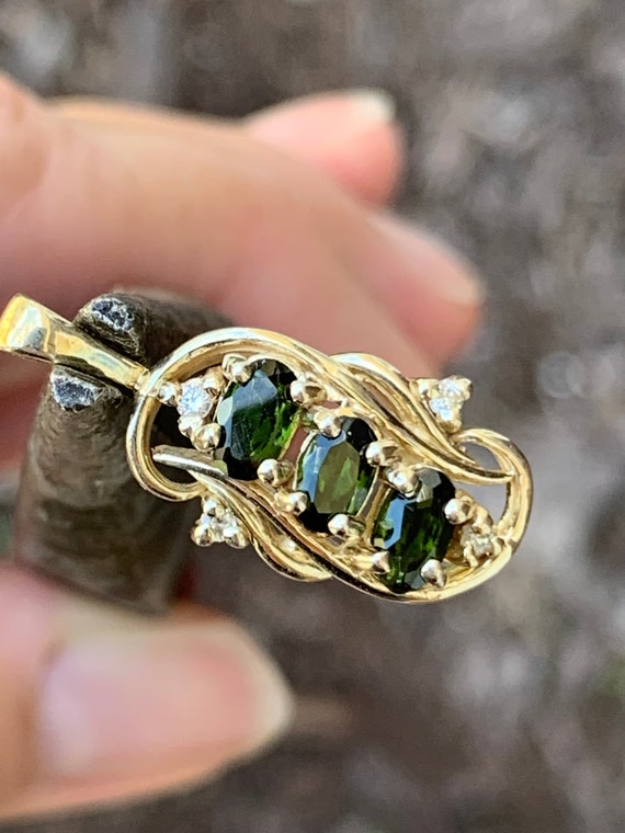 Vintage genuine green tourmaline 14k gold pendant,