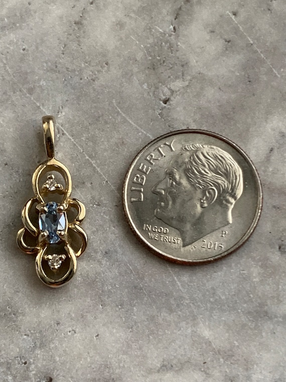 Vintage Aquamarine CZ gold pendant, Simulated ova… - image 6