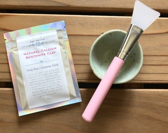 Facial Kit with Mixing Bowl, Bentonite Clay Face Mask, and Applicator brush