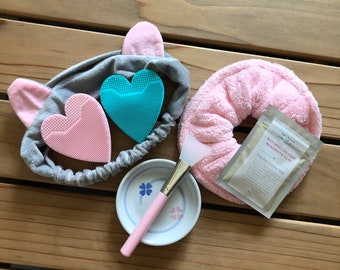 Spa Facial Kit- Gray Cat Headband, Microfiber Towel Absorbent Scrunchie, Clay Mask, Mini Mixing Bowl, 2 Face Scrubbers, and Applicator Brush