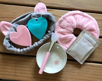 Spa Facial Kit- Gray Cat Headband, Microfiber Towel Absorbent Scrunchie, Clay Mask, Mixing Bowl, Two Face Scrubbers, and Applicator Brush