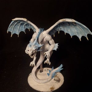 Painted Gargantuan White Dragon D&D/Pathfinder Miniature