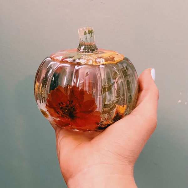 Pumpkin jar, pumpkin decor, cottagecore decor, fall decor, dried flower pumpkin, cute fall pumpkin, stash jar