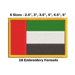 Op de afbeelding: Een geborduurde patch van de vlag van de Verenigde Arabische Emiraten. De vlag is rood, wit, groen en zwart met een gouden rand. De patch is verkrijgbaar in zes maten: 2,5 inch, 3 inch, 3,5 inch, 4 inch, 4,5 inch en 5 inch. De tekst "6 Sizes - 2.5", 3", 3.5", 4", 4.5", 5" en "18 Embroidery Formats" is onder de patch afgedrukt.