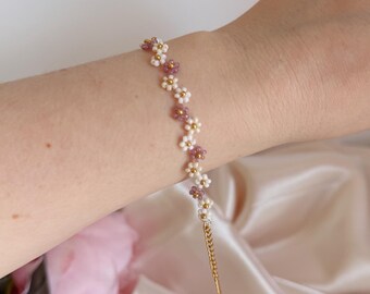 Handmade Purple Daisy Beaded Bracelet - Japanese Glass Beads