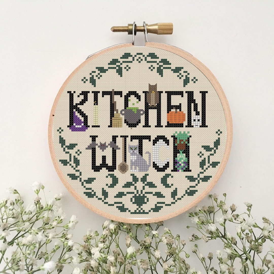 Witch's Kitchen  Counted Cross Stitch Pattern Book: 10 Cute