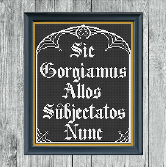 Sic Gorgiamus Allos Subjectatos Nunc Old English Typography Cross