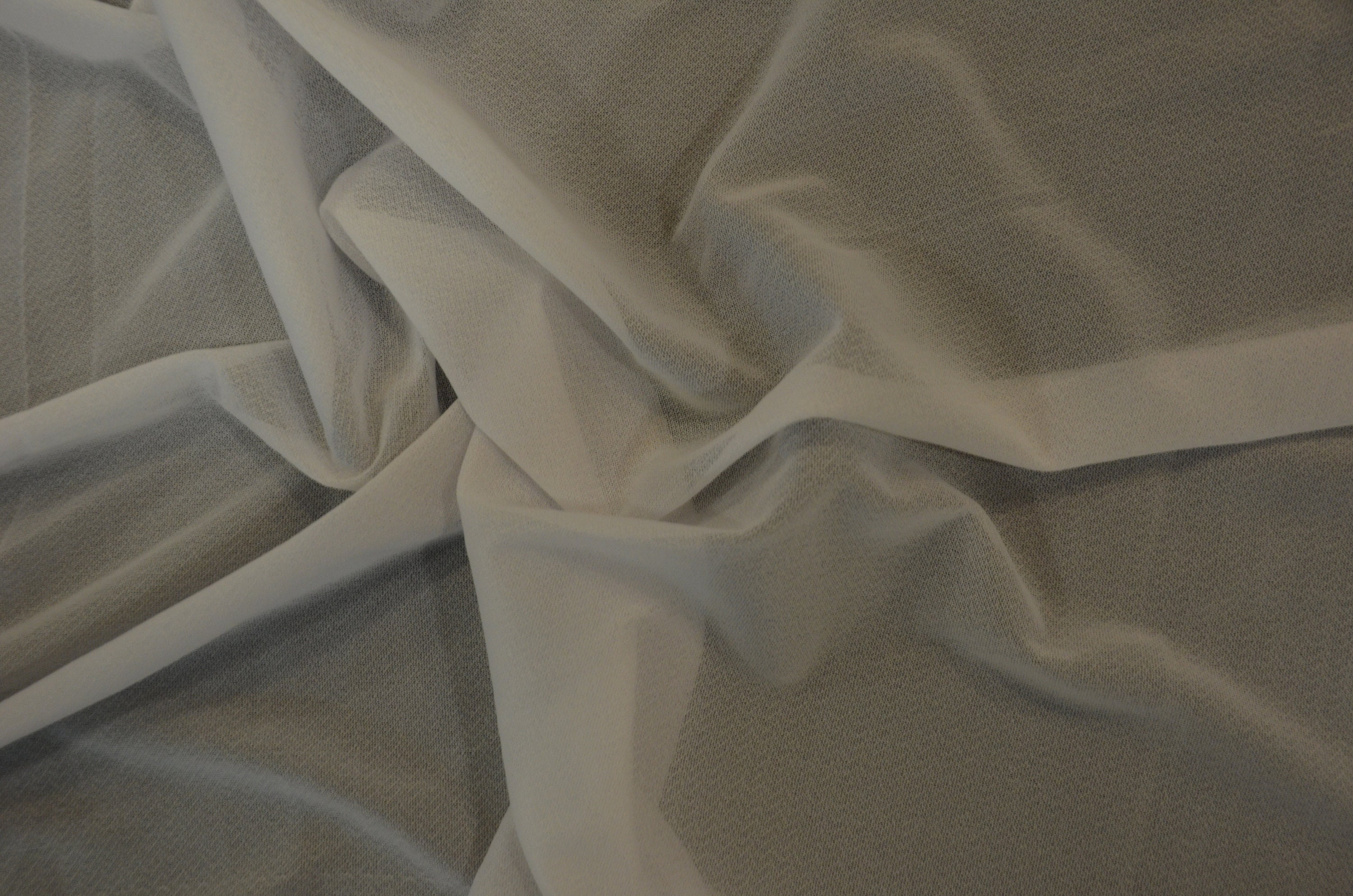 Fusible interfacing : woven or non-woven ? - Sacôtin