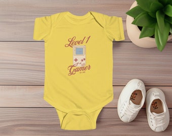 Level 1 Gamer Baby Onesie, Vintage Gamer Boy Design for Newborns, Retro Baby Onesie, Customizable Onesie