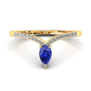 Tanzanite Ring / Tanzanite Stacking Ring / Modern Tanzanite Ring / 14k Yellow Gold / December Birthstone  / Pear Shape Tanzanite Jewelry