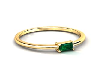 Emerald Stackable Ring / Minimalist Emerald Ring / Stacking Ring / SOLID Yellow Gold Ring / Emerald Jewelry / Petite Baguette Emerald Ring