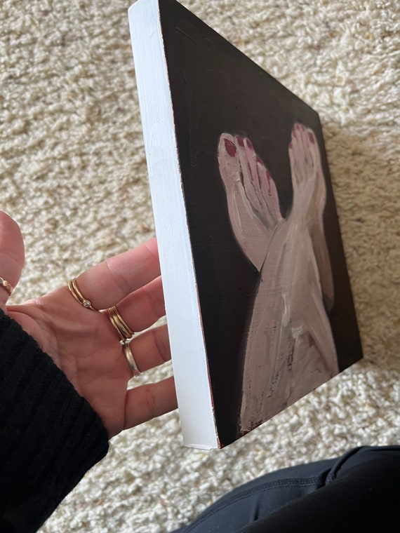 交差した足の油絵 8x8 - Etsy 日本