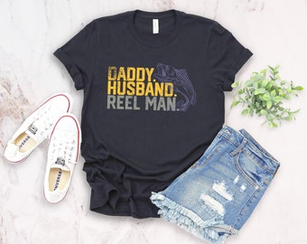 I cant work my arm is in a cast, funny fishing shirt, fishing graphic tee, mens fishing t shirt, fisherman gifts, gift for fisherman