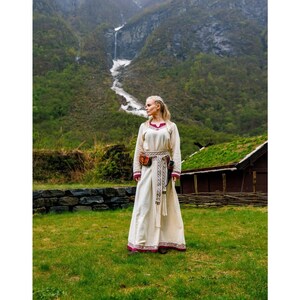 Viking dress "Lagertha" natural/red