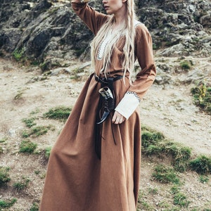 Viking dress with embroidery