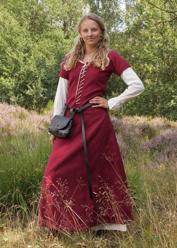 Short sleeved Cotehardie Medieval Dress Ava Wine Red Etsy