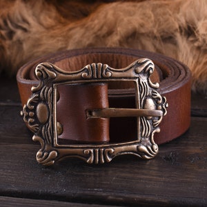 Ceinture pirate en cuir avec boucle en laiton