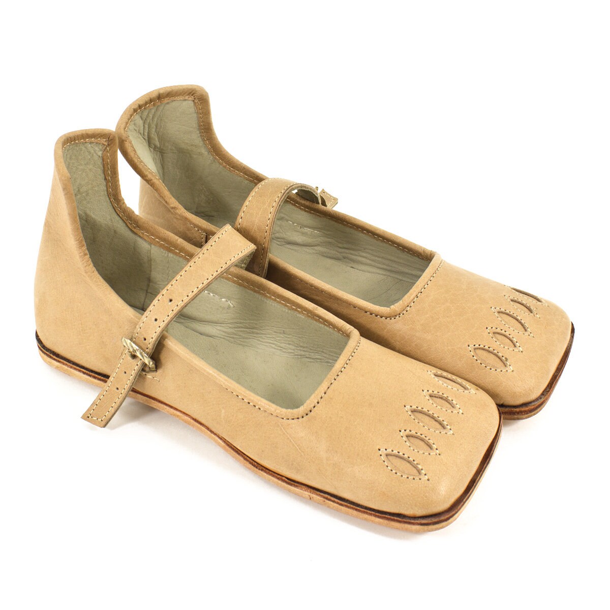 Cow Muzzle Shoes Renaissance Shoes 16th Century Natural Brown