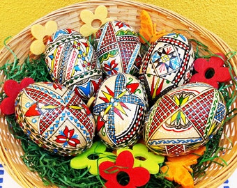 Help Ukraine, Ukrainian Romanian Hutsul handpainted traditional decorated wooden wax Easter eggs, pysanka, pysanki, Romanian gifts, Romania