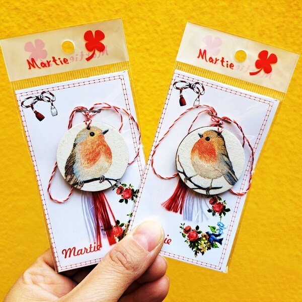 Martisoare, martisor, Romanian traditional handmade wooden martisor, robin martisor, Robin jewelry, Bulgarian martenitsa, Romanian gifts