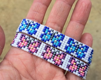 Pulsera de cuentas de mariposa: joyería tejida en telar con cuentas de semillas Toho