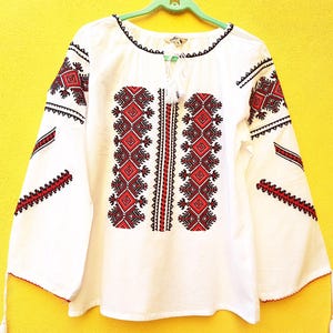 Romanian traditional red blouse, Romanian ie, Romanian embroidered folk blouse, traditional Romanian clothing, Romanian gifts