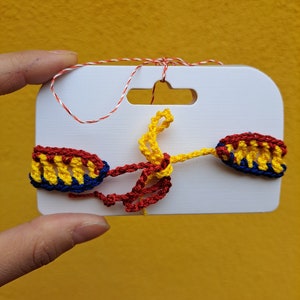 martisor, martisoare, bracelet drapeau roumain, bijoux roumains, bracelet textile traditionnel roumain, cadeaux roumains, tricolore roumain image 6