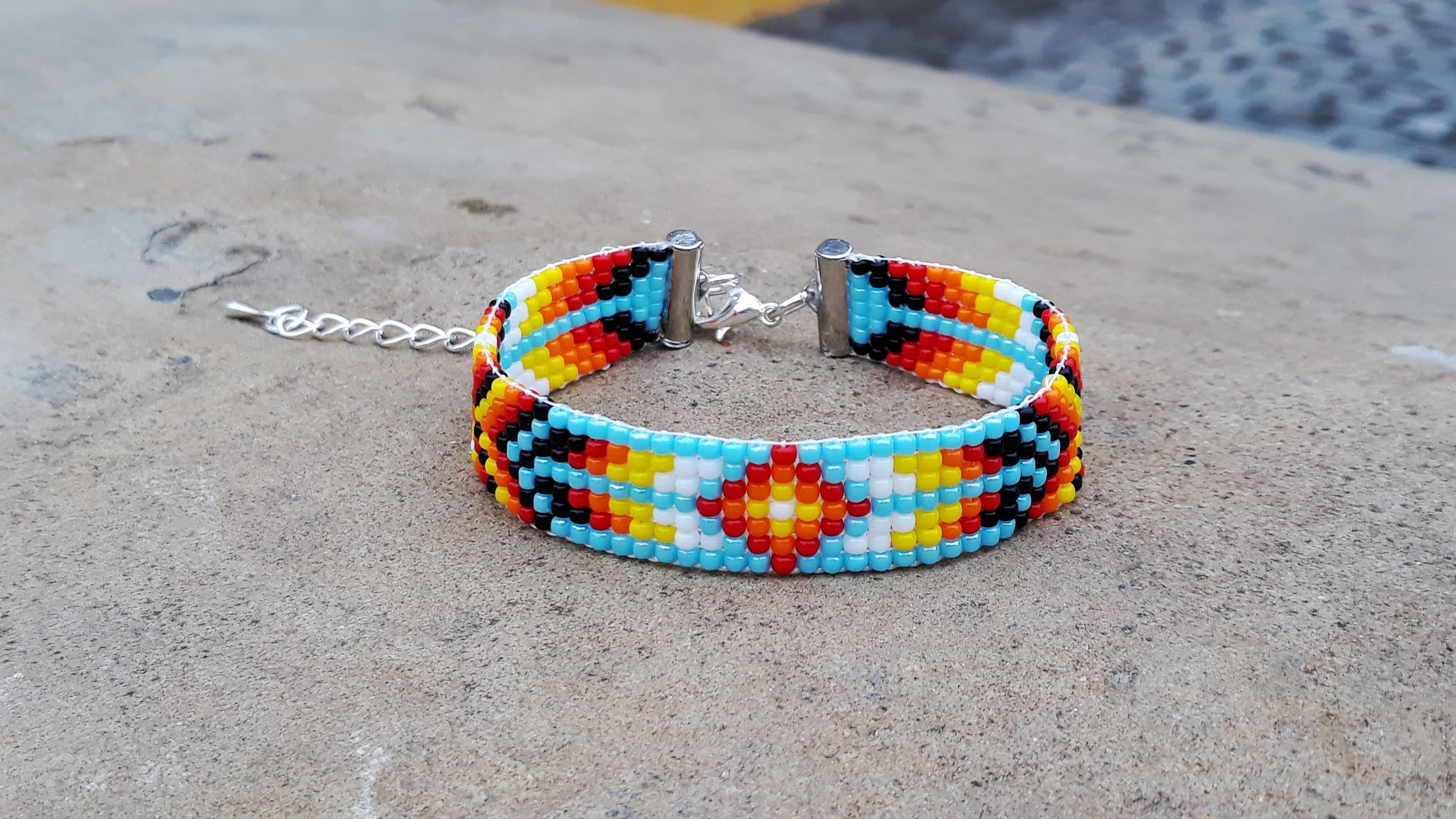 Bracciale con telaio di perline, gioielli con bracciale in stile nativo  americano, braccialetto tessuto con perline di semi, braccialetto con  freccia geometrica, braccialetto etnico azteco -  Italia