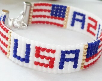 Beaded loom bracelet, USA flag bracelet, American flag bracelet, 4th of July bracelet, Memorial day bracelet, loom woven bracelet, Patriotic