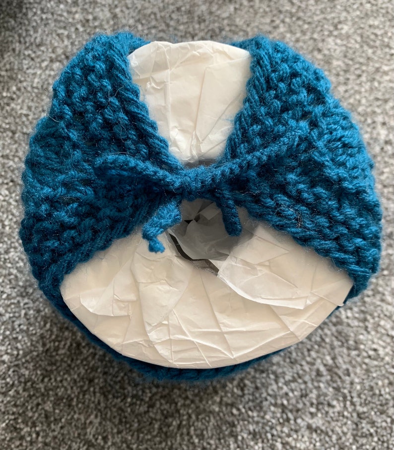 Knit toilet paper roll cover seashell wave ocean blue Etsy